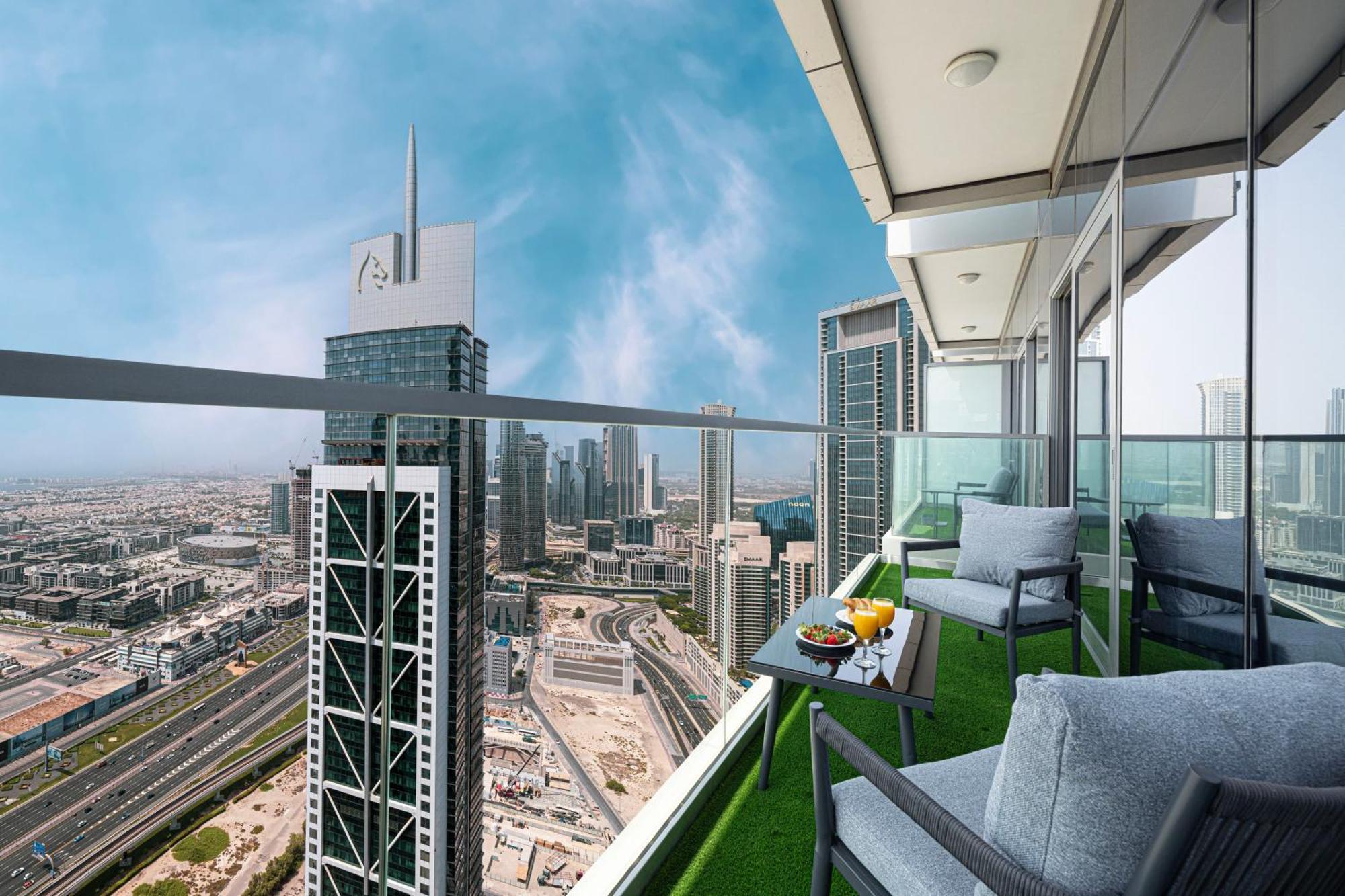 Highest Infinity Pool In Downtown Dubai Lejlighed Eksteriør billede